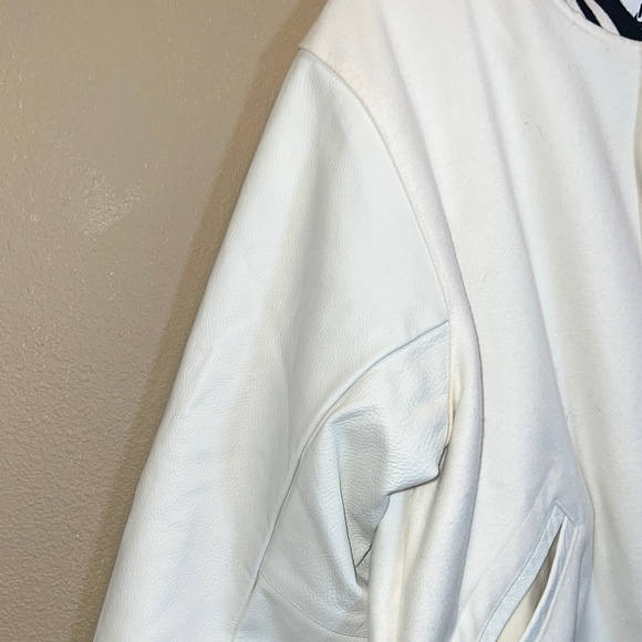 Nike Men's Solo Swoosh Off White Bomber Jacket with Black Details Letterman SZ S - Picture 6 of 13